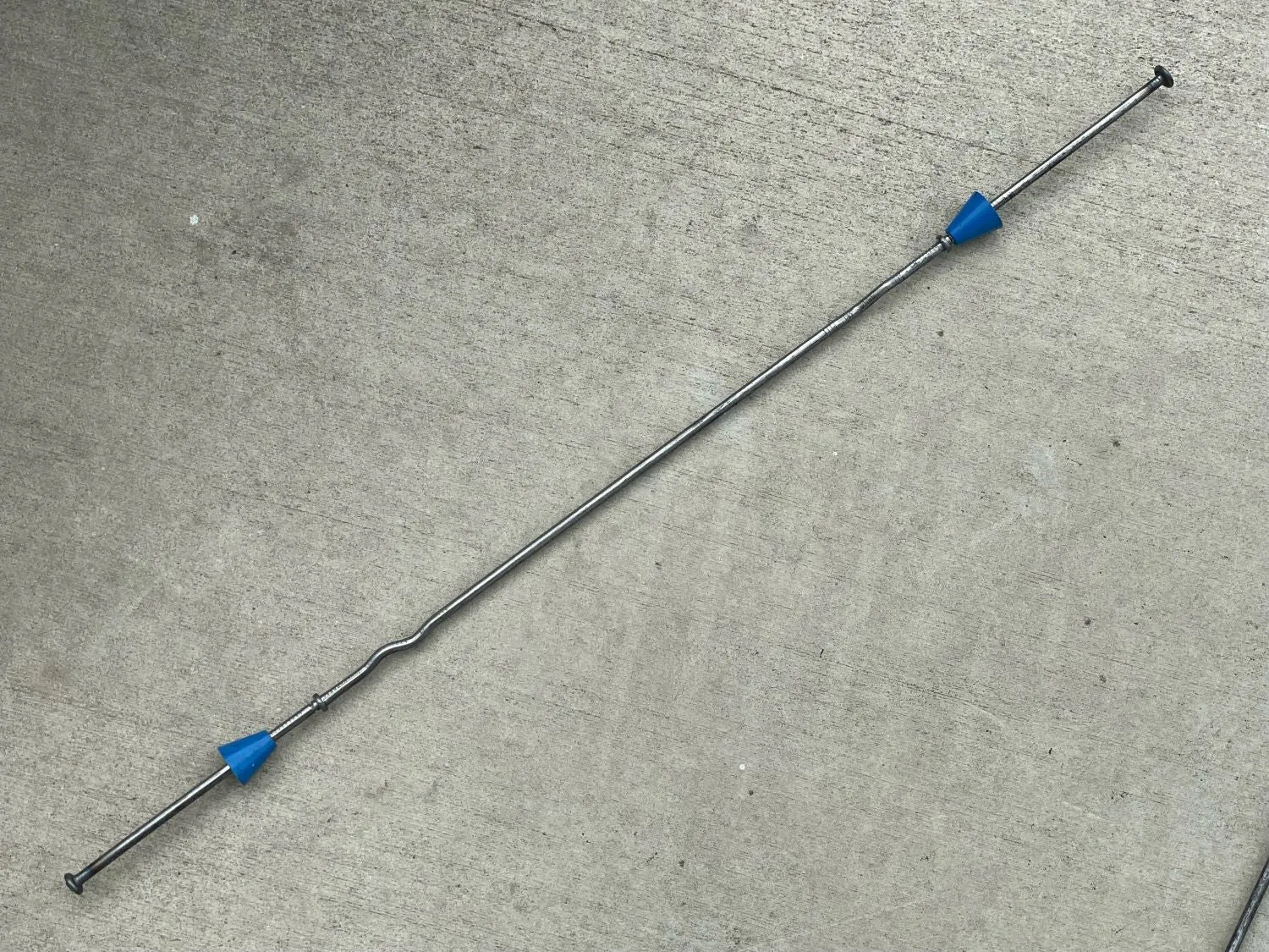 18" x 4 ¾" Standard Snap Ties For Concrete Forms (Short End) - 1" Plastic Cones