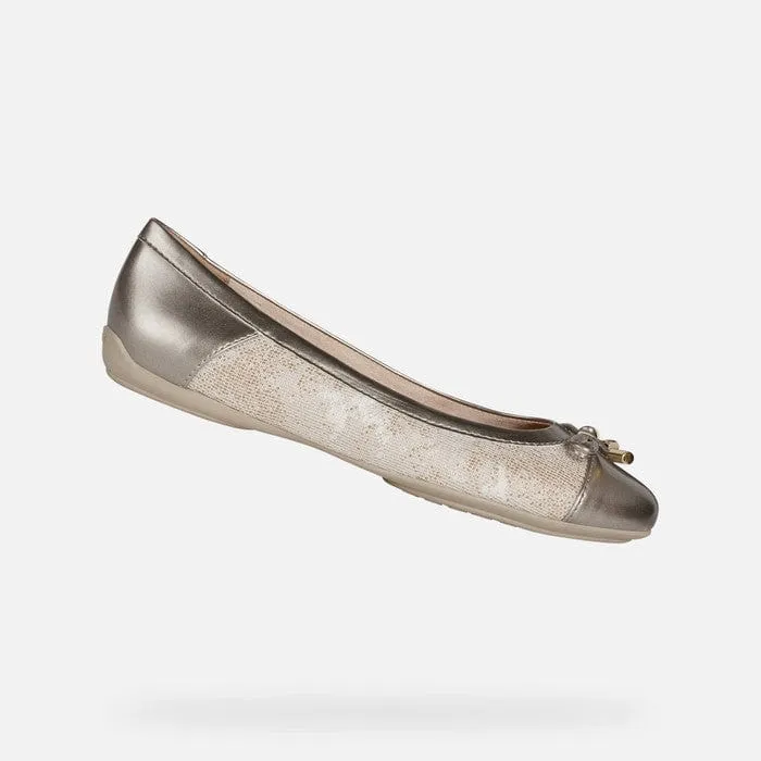 GEOX Women D Charlene Flats Light Taupe