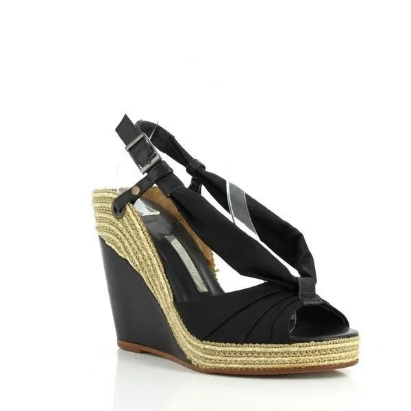 Gino Vaello 2981 Black Wedges