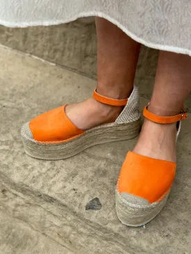 Macarena platform wedges