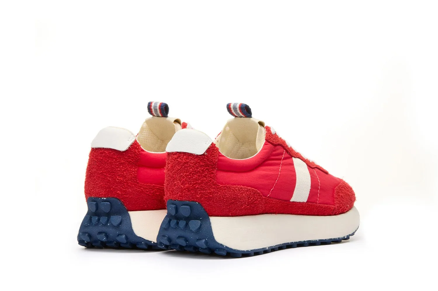 Mens - Acorn Trainer - Candy Apple Red