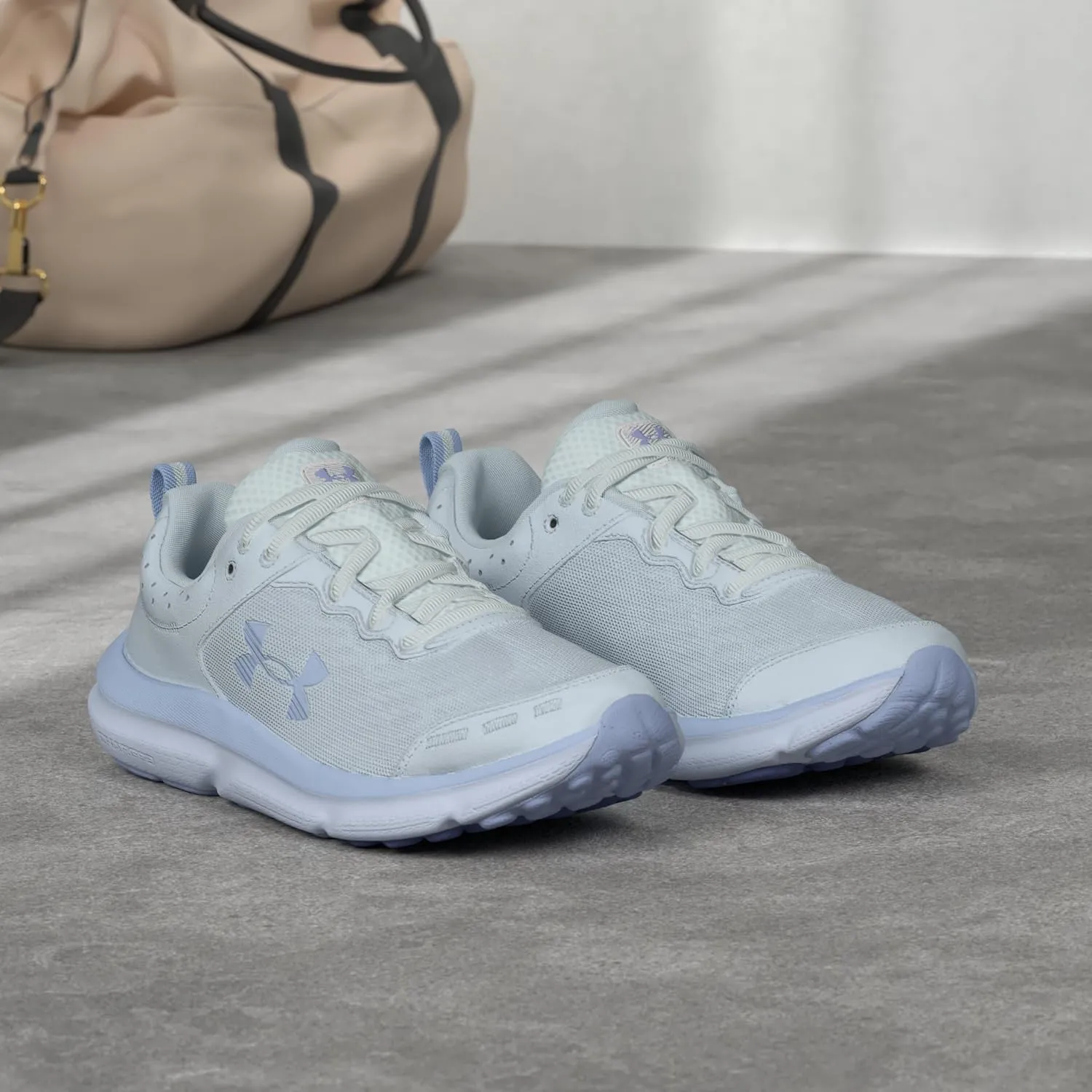 Under Armour Women's Charged Assert 10